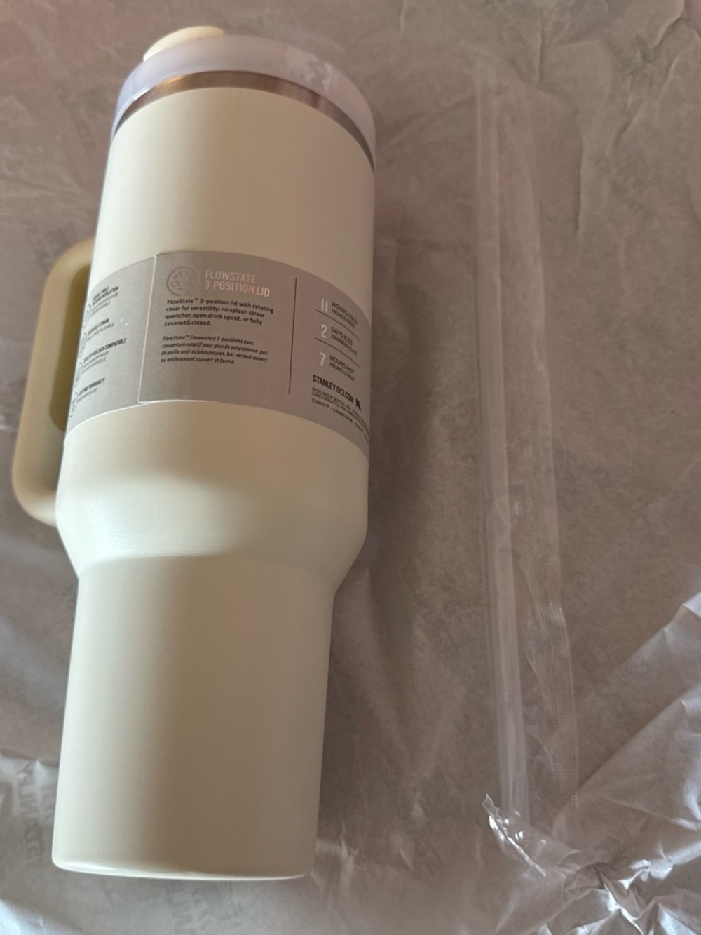 GRAND OPENING SALE !!! Stanley Cream Quencher H2.0 Tumbler with Handle - Picture 2 of 4